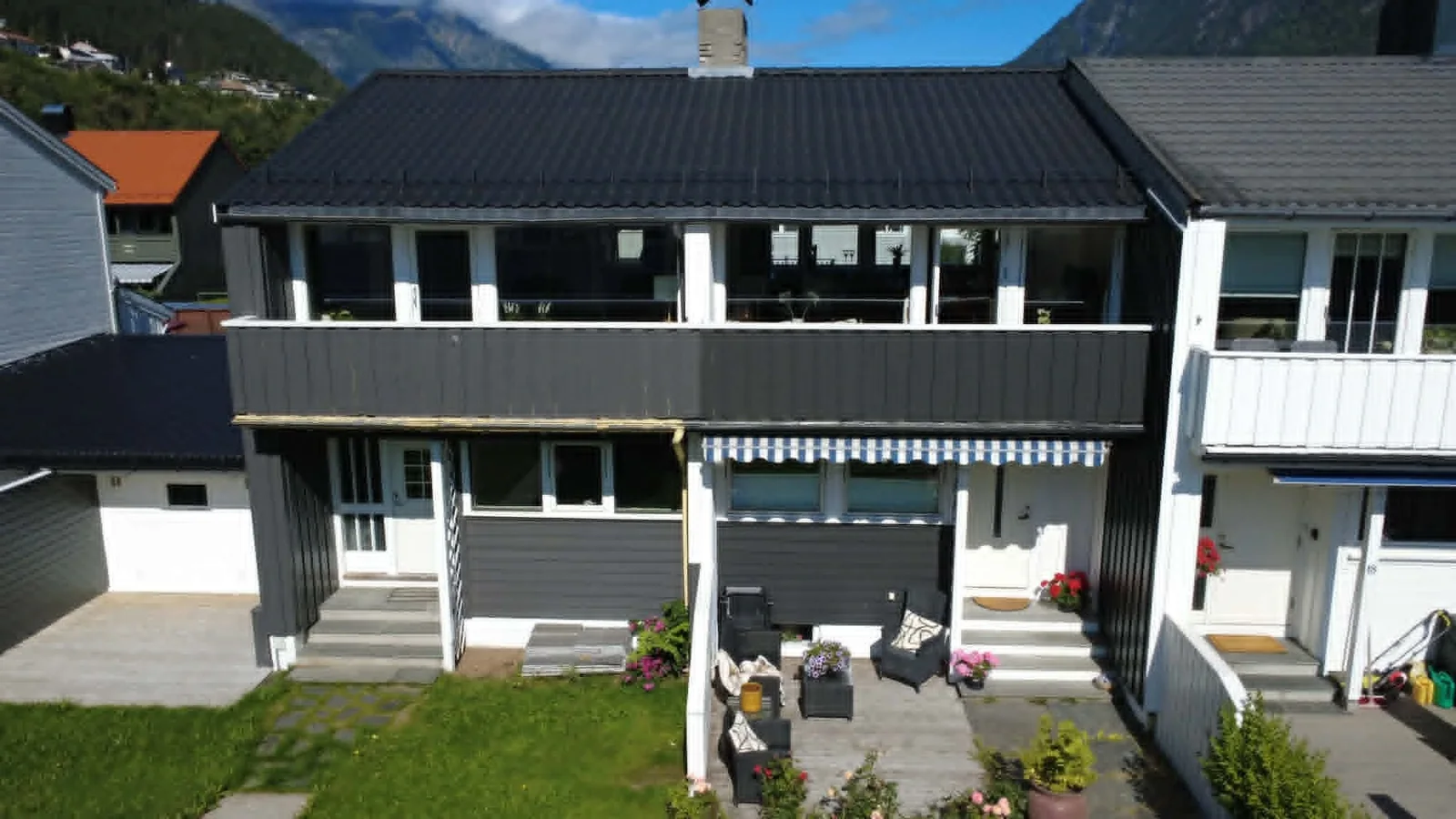 Listing photo