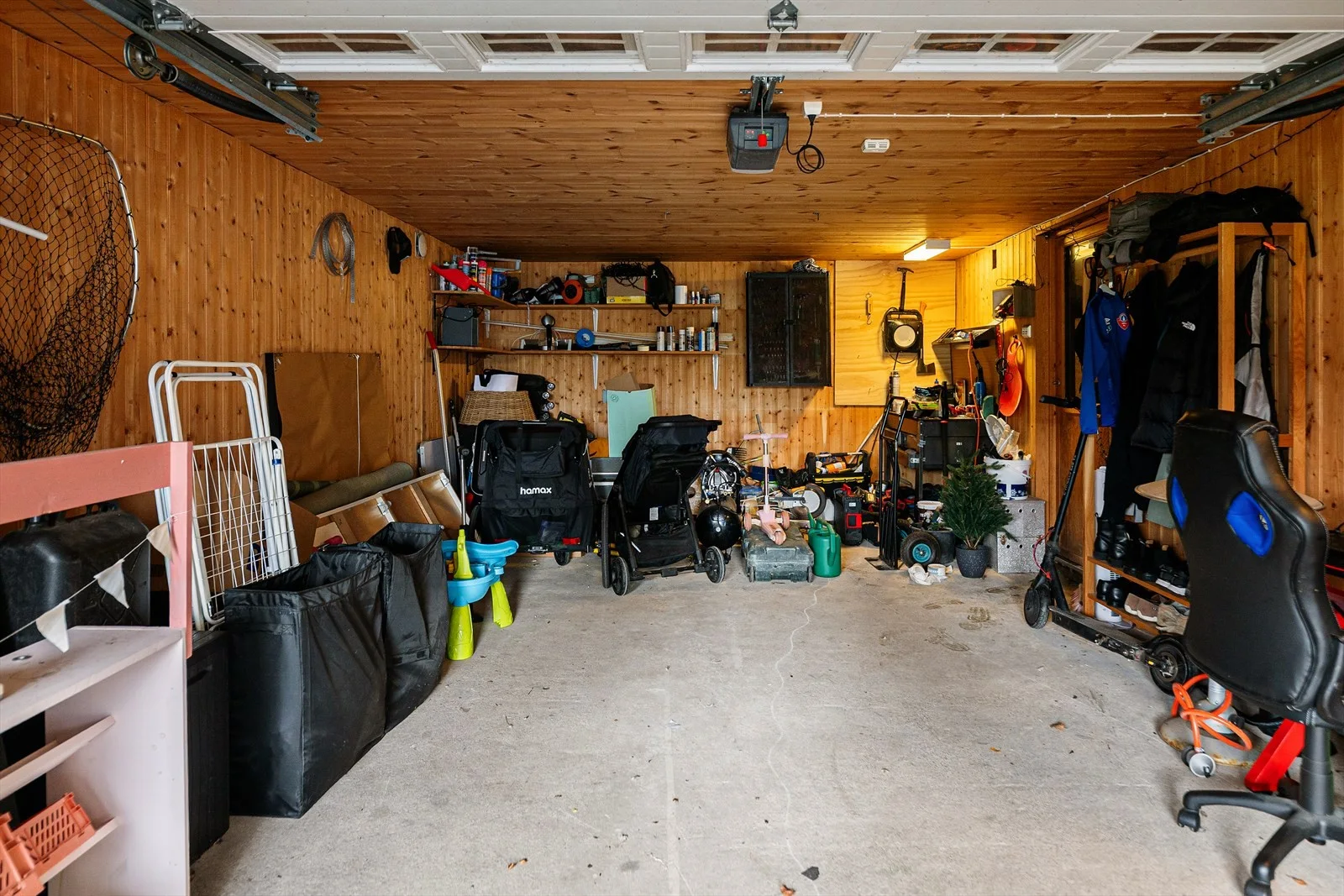 Photo 42