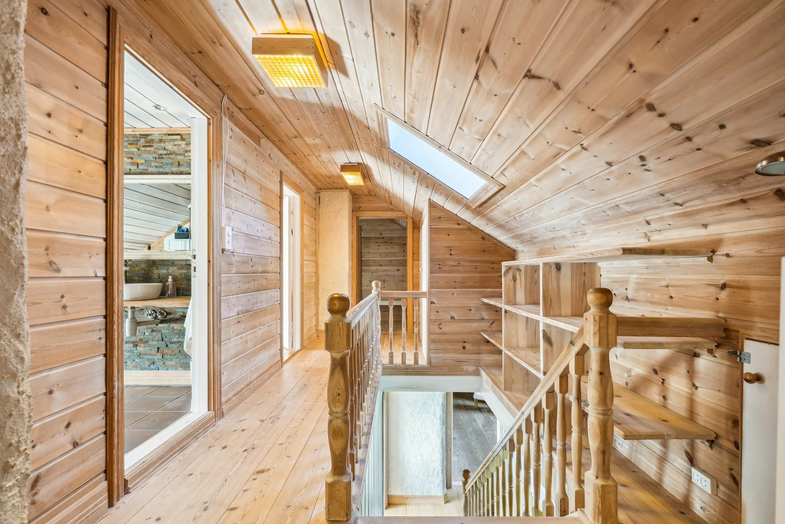 Photo 44