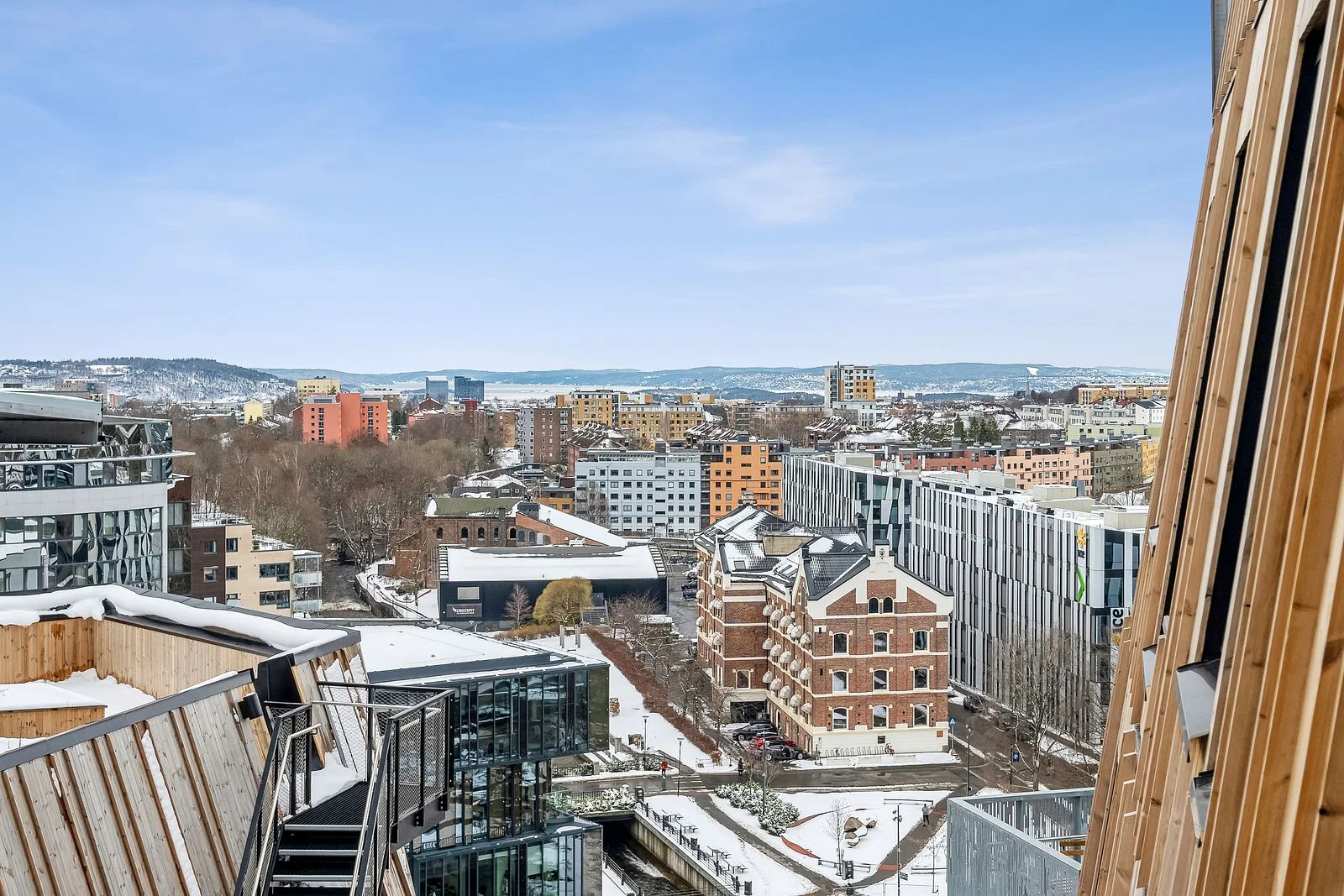 Photo 5