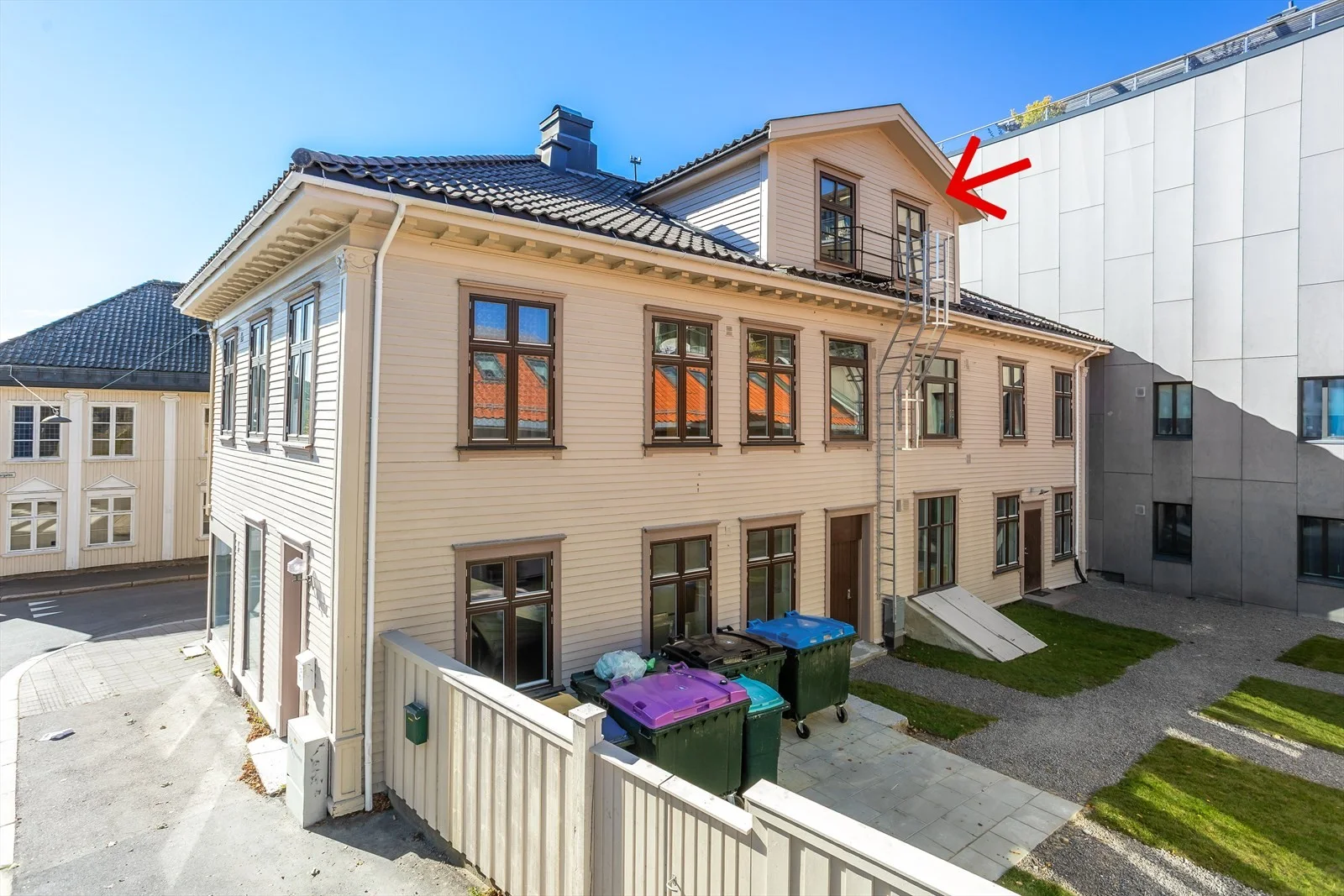 Listing photo