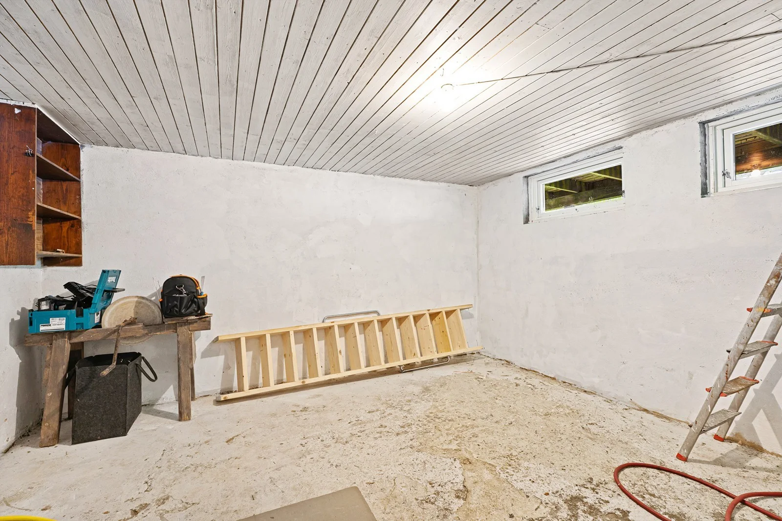 Photo 32