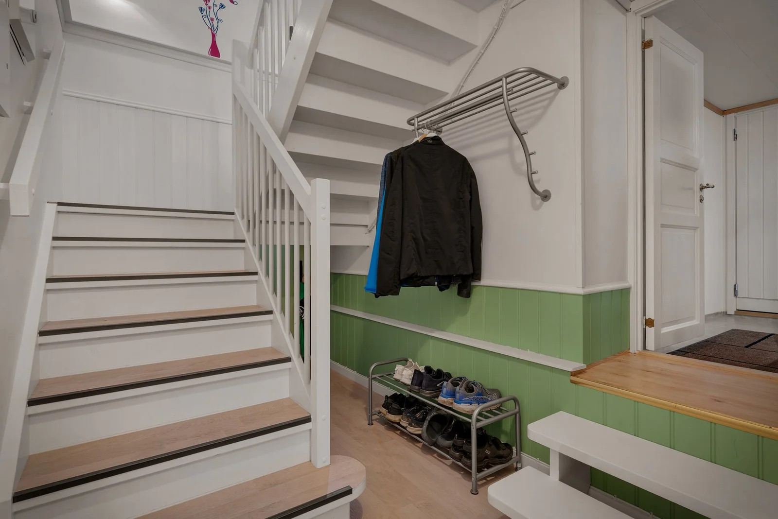 Photo 43