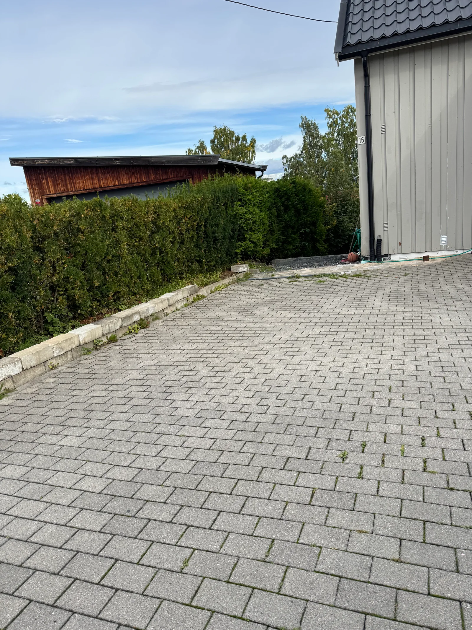 Photo 32