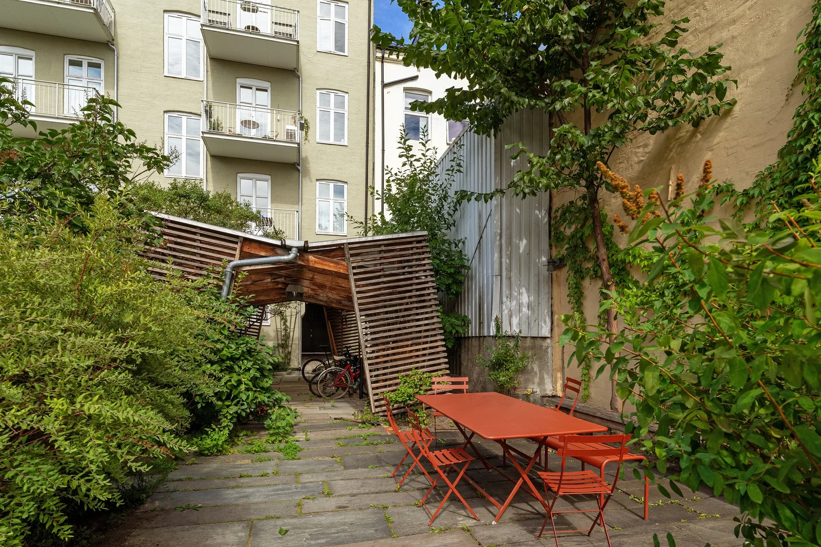 Photo 25