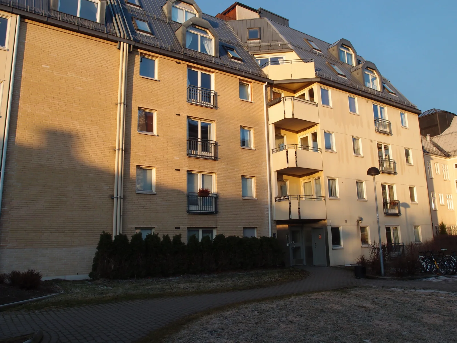 Photo 2