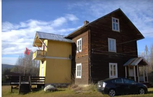 Photo 3