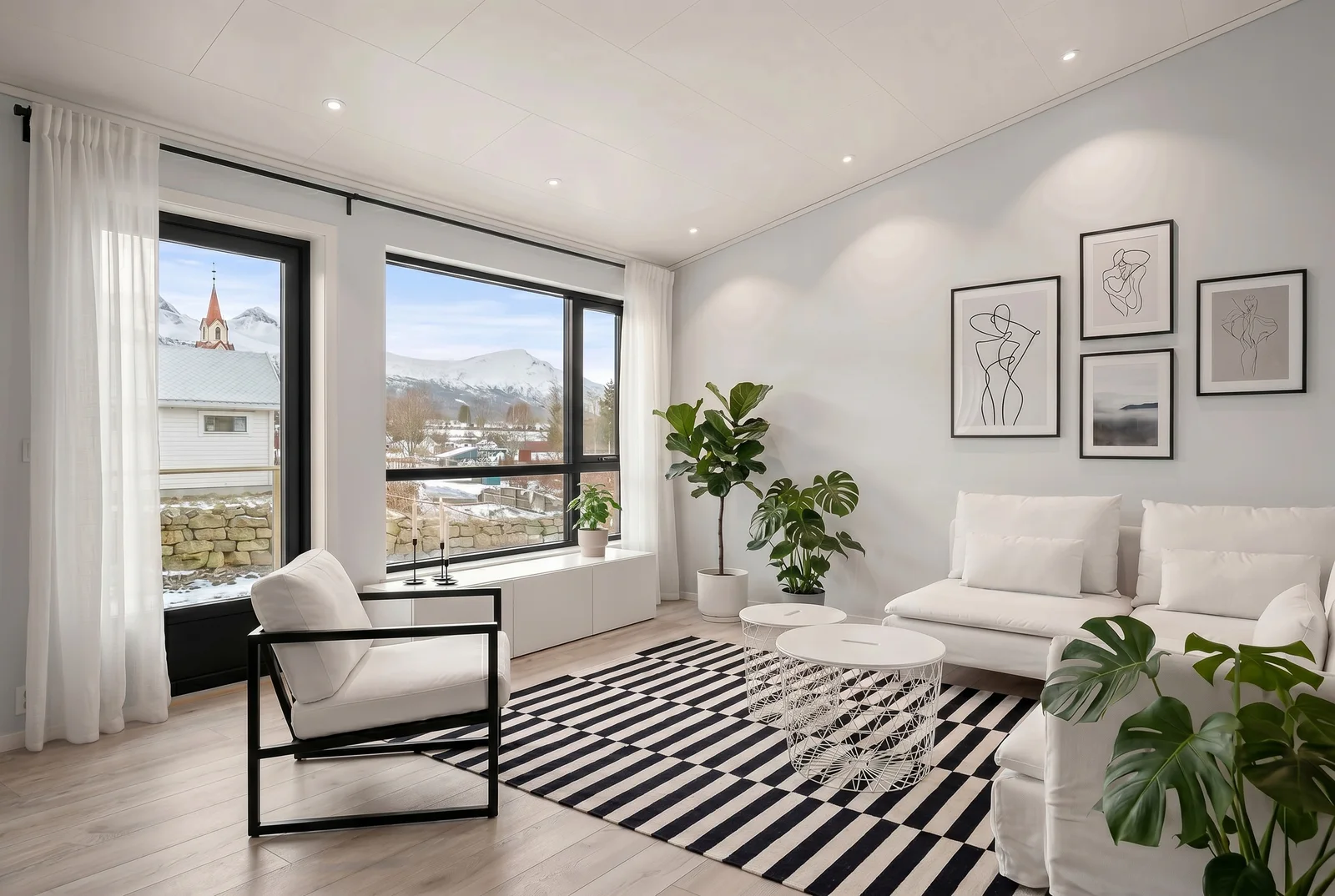 Photo 3