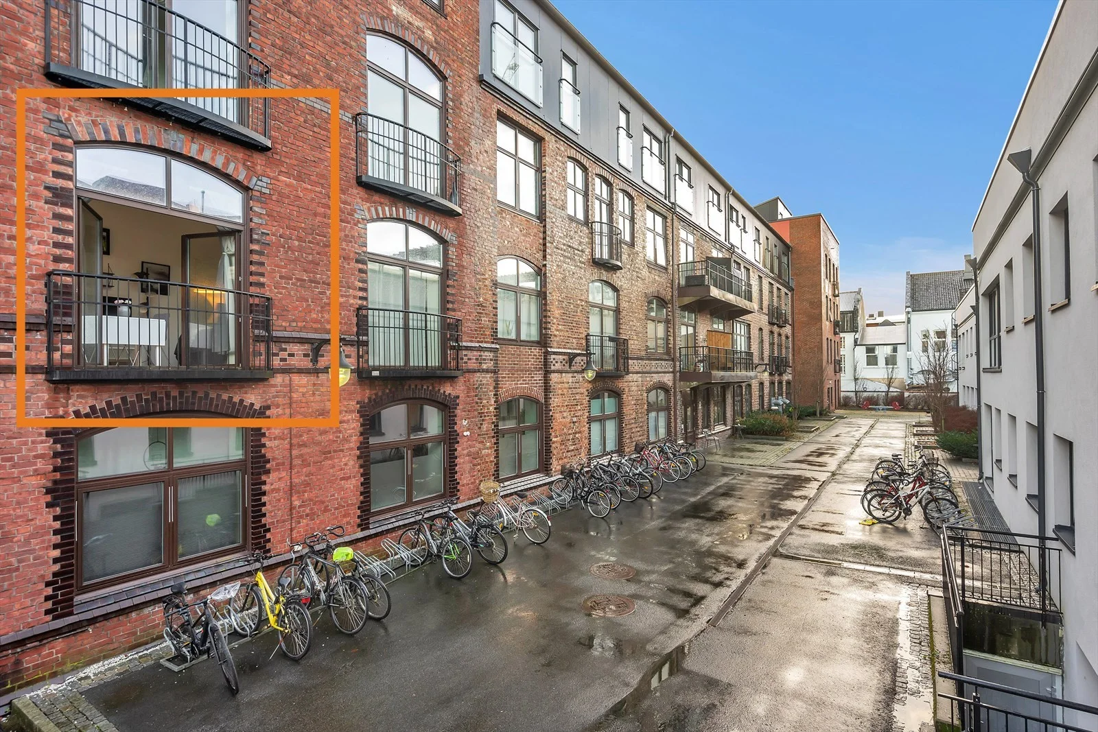 Photo 28
