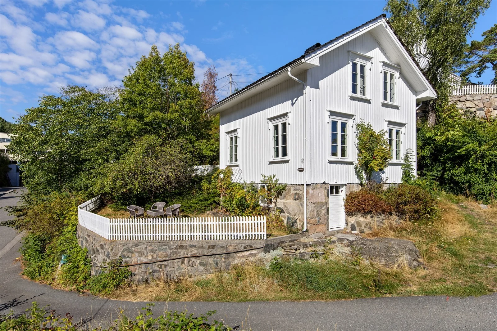 Listing photo