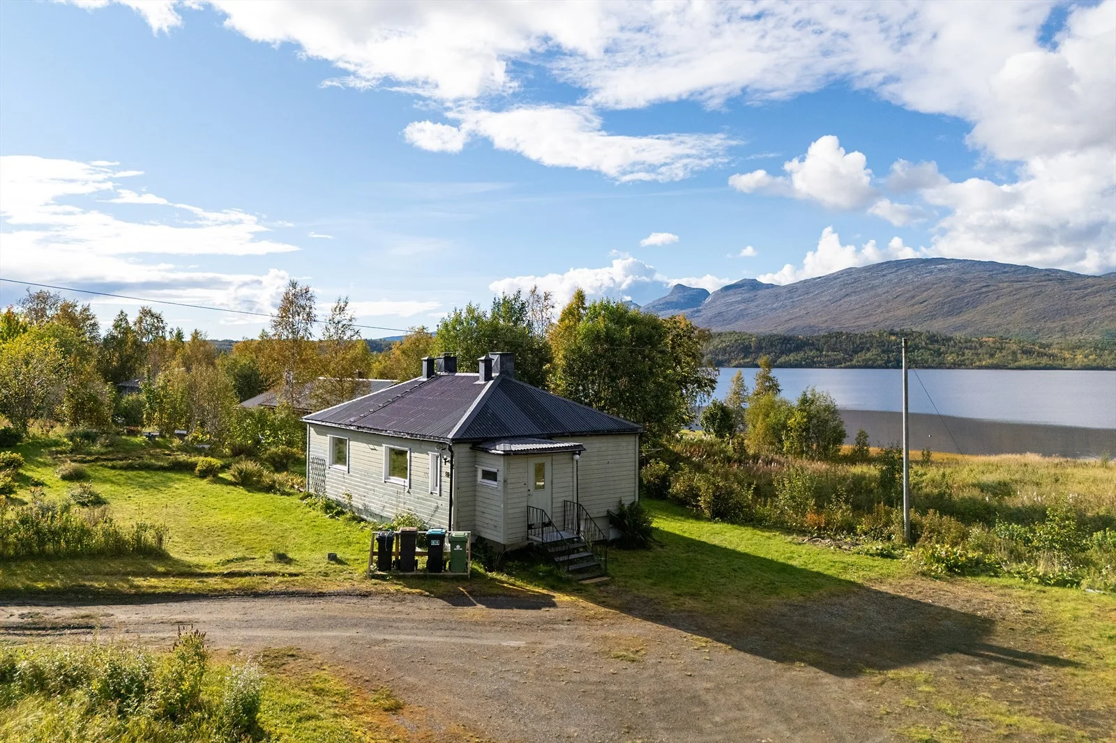 Photo 3