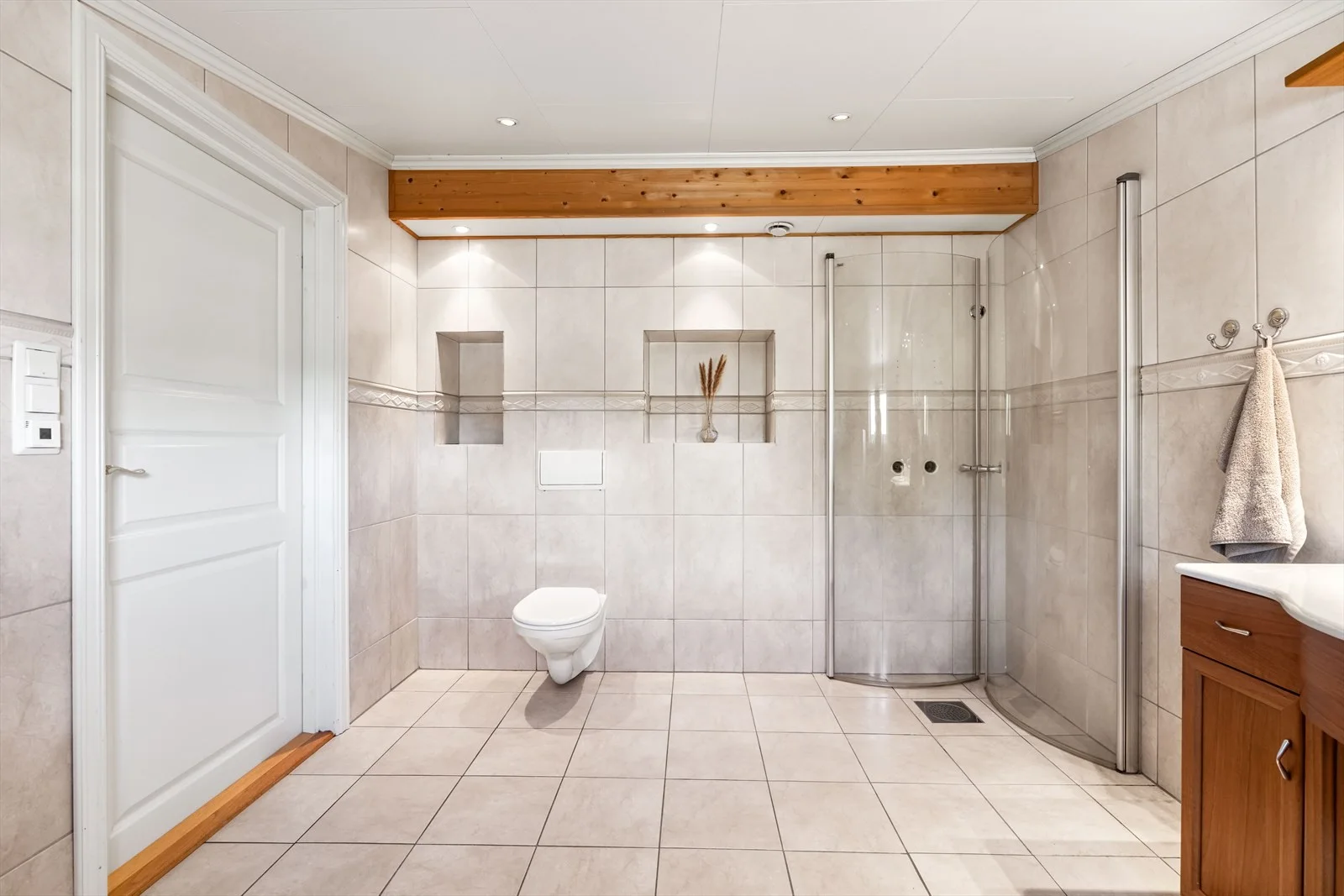 Photo 38
