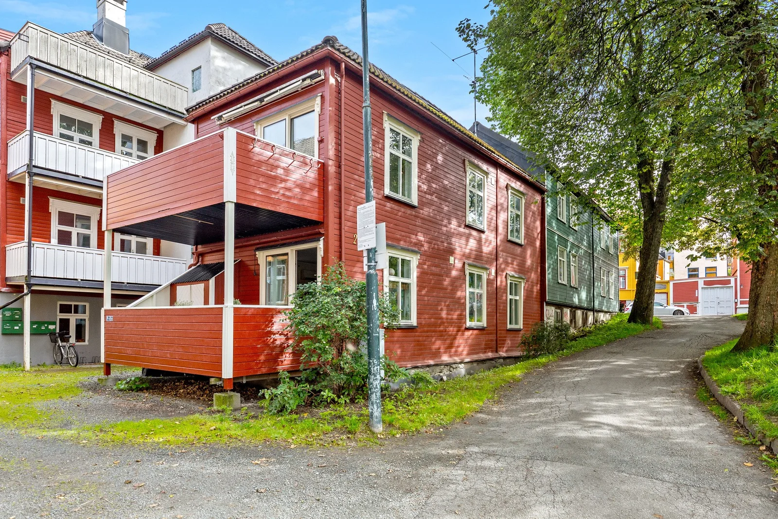 Photo 18