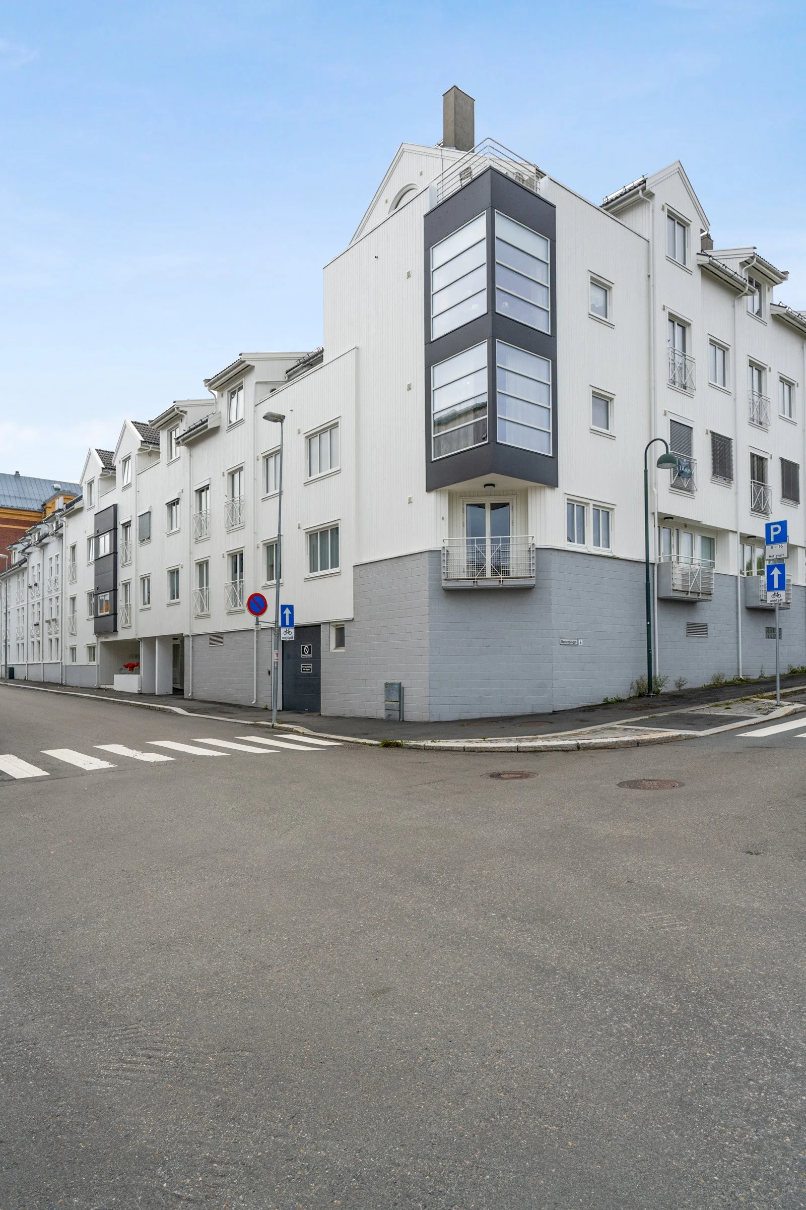 Photo 48