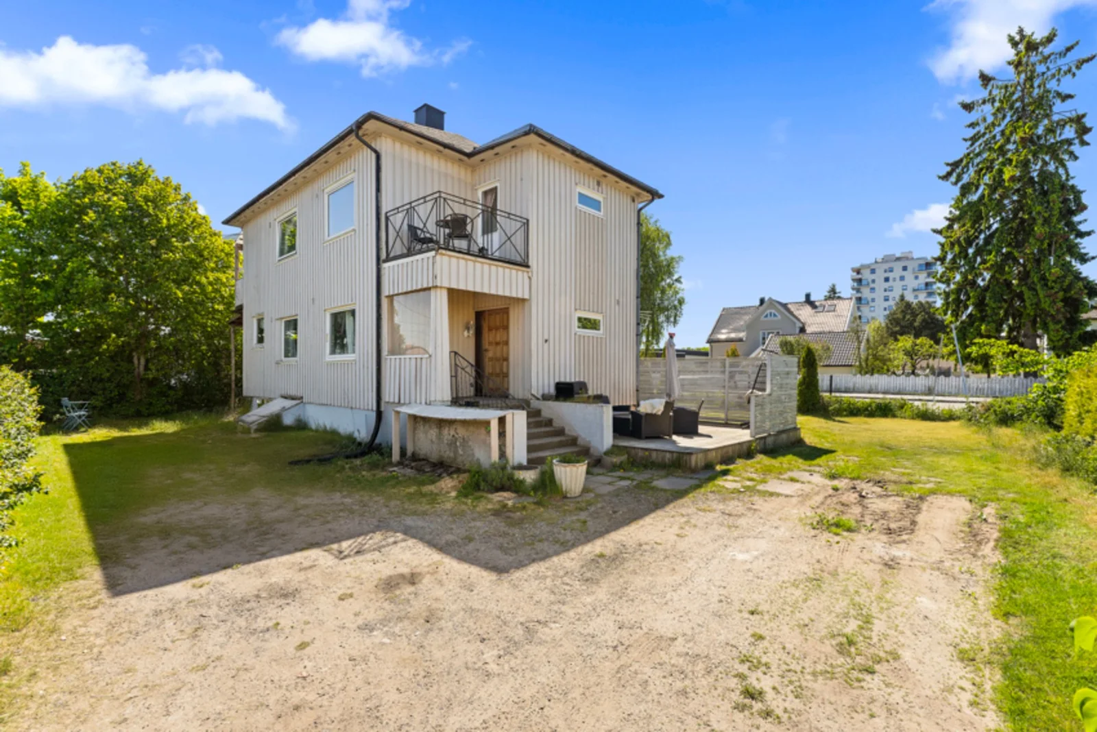 Listing photo