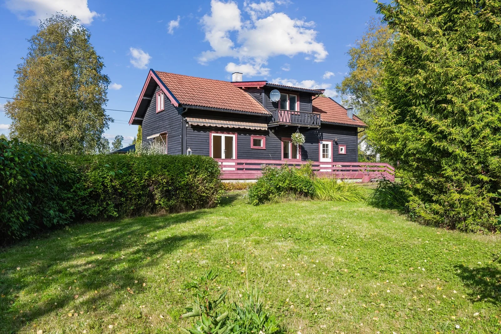 Listing photo