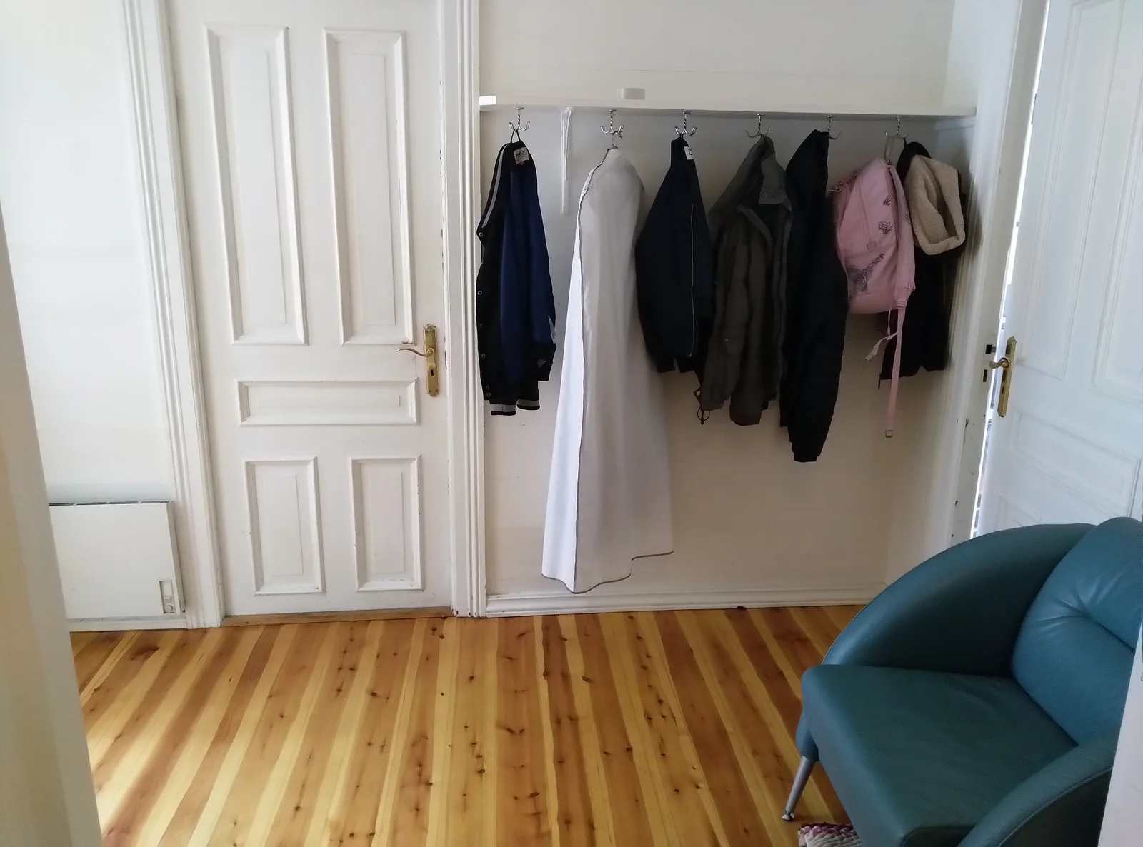 Photo 3