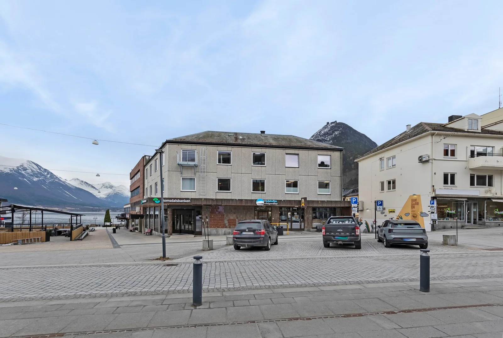 Photo 16