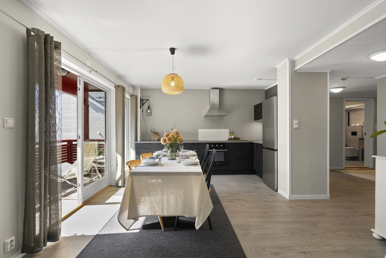 Photo 11
