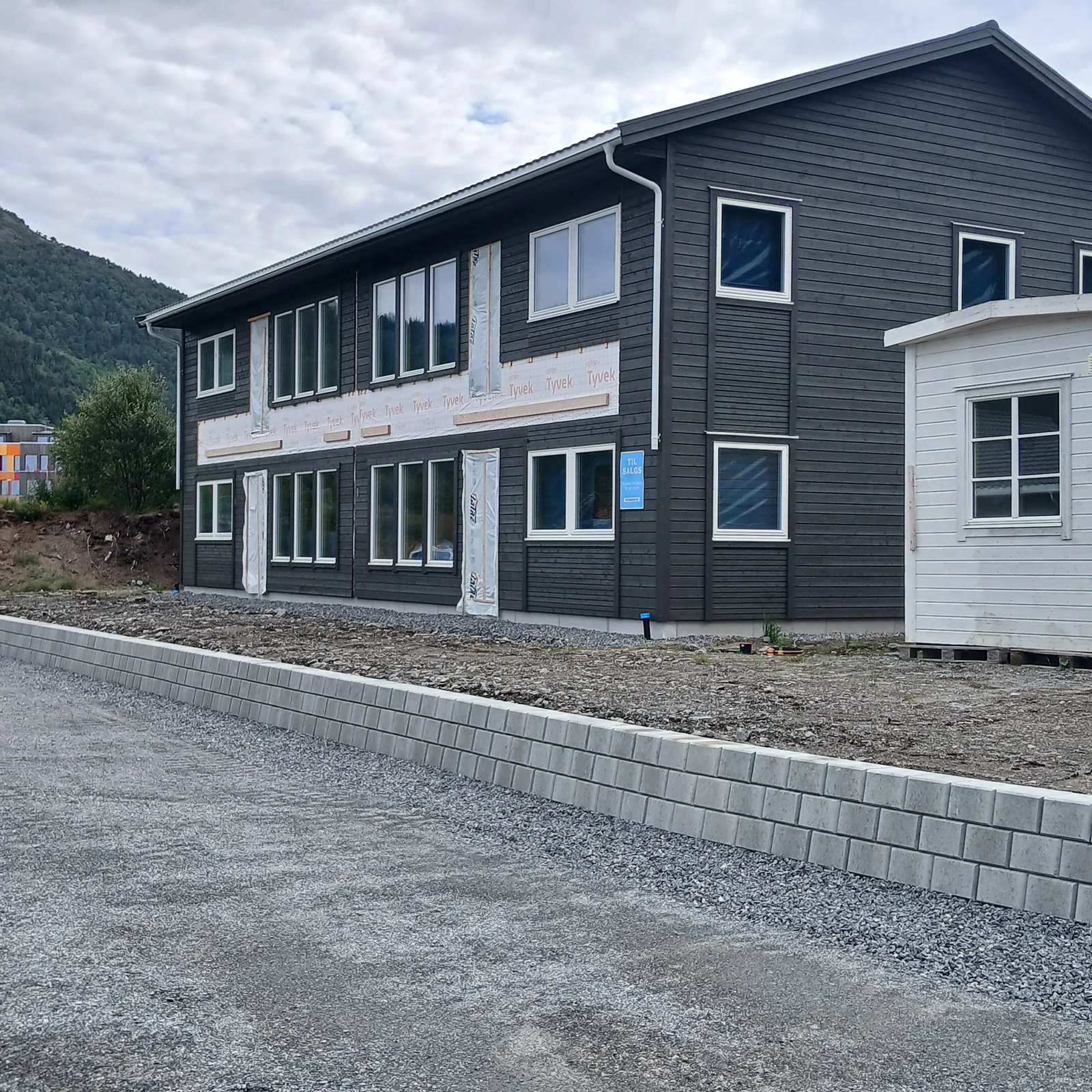 Listing photo