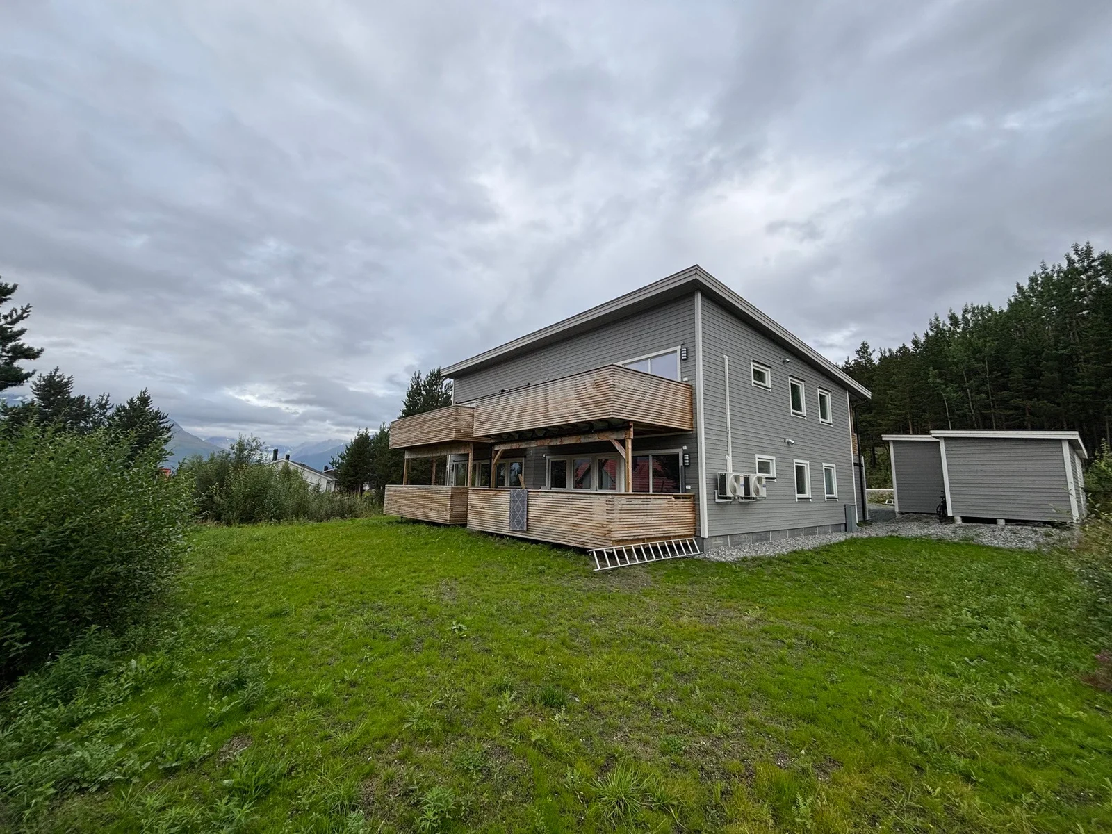 Listing photo