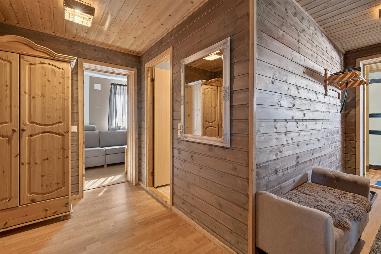 Photo 32