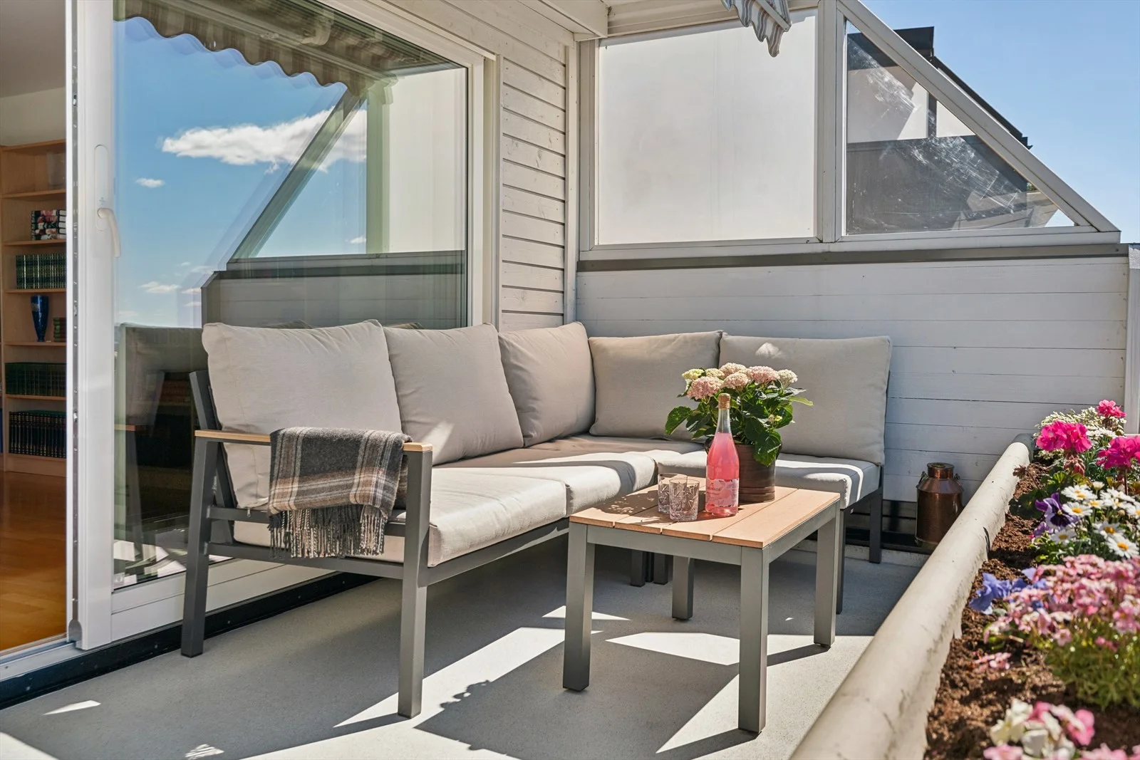 Photo 29