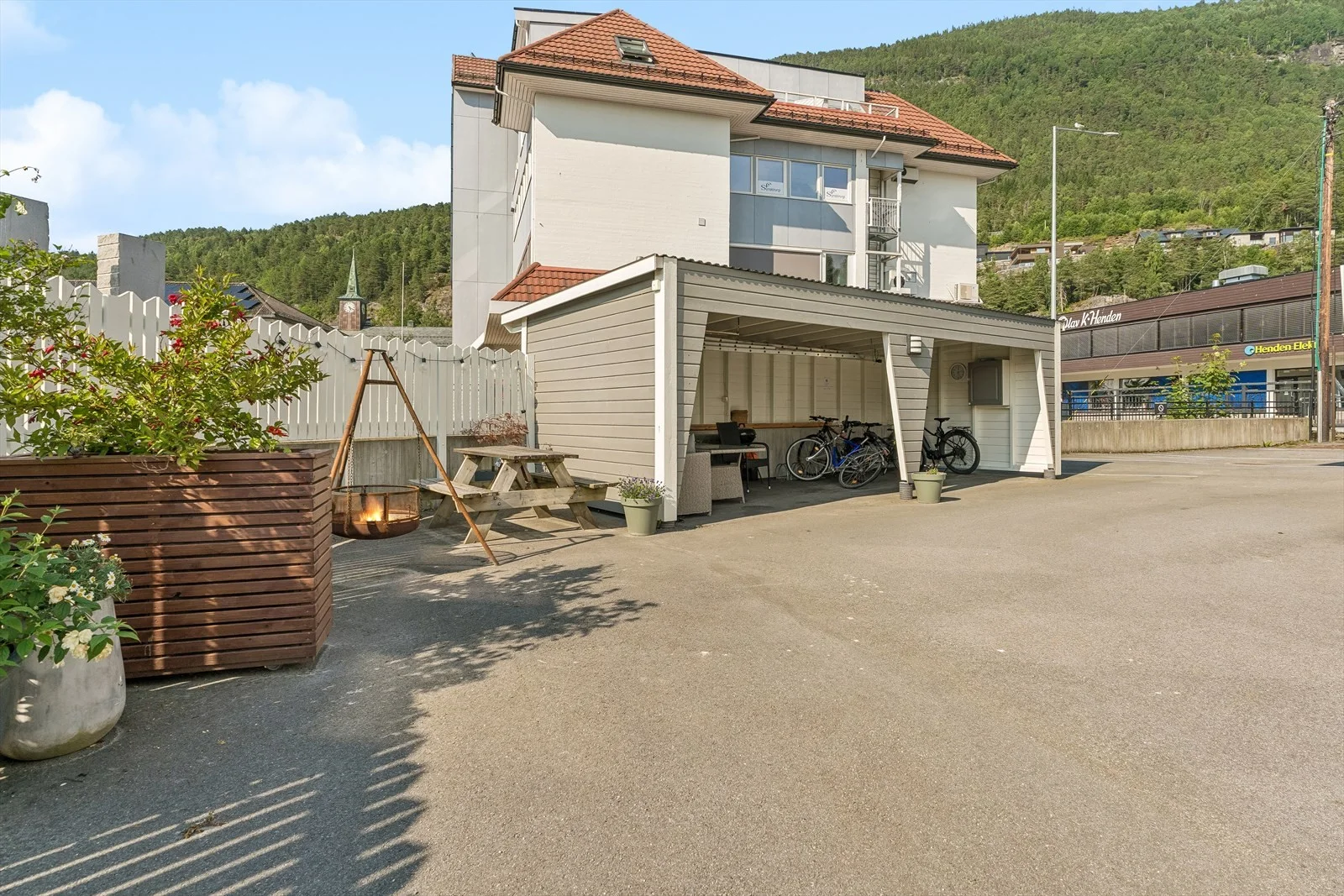 Photo 20