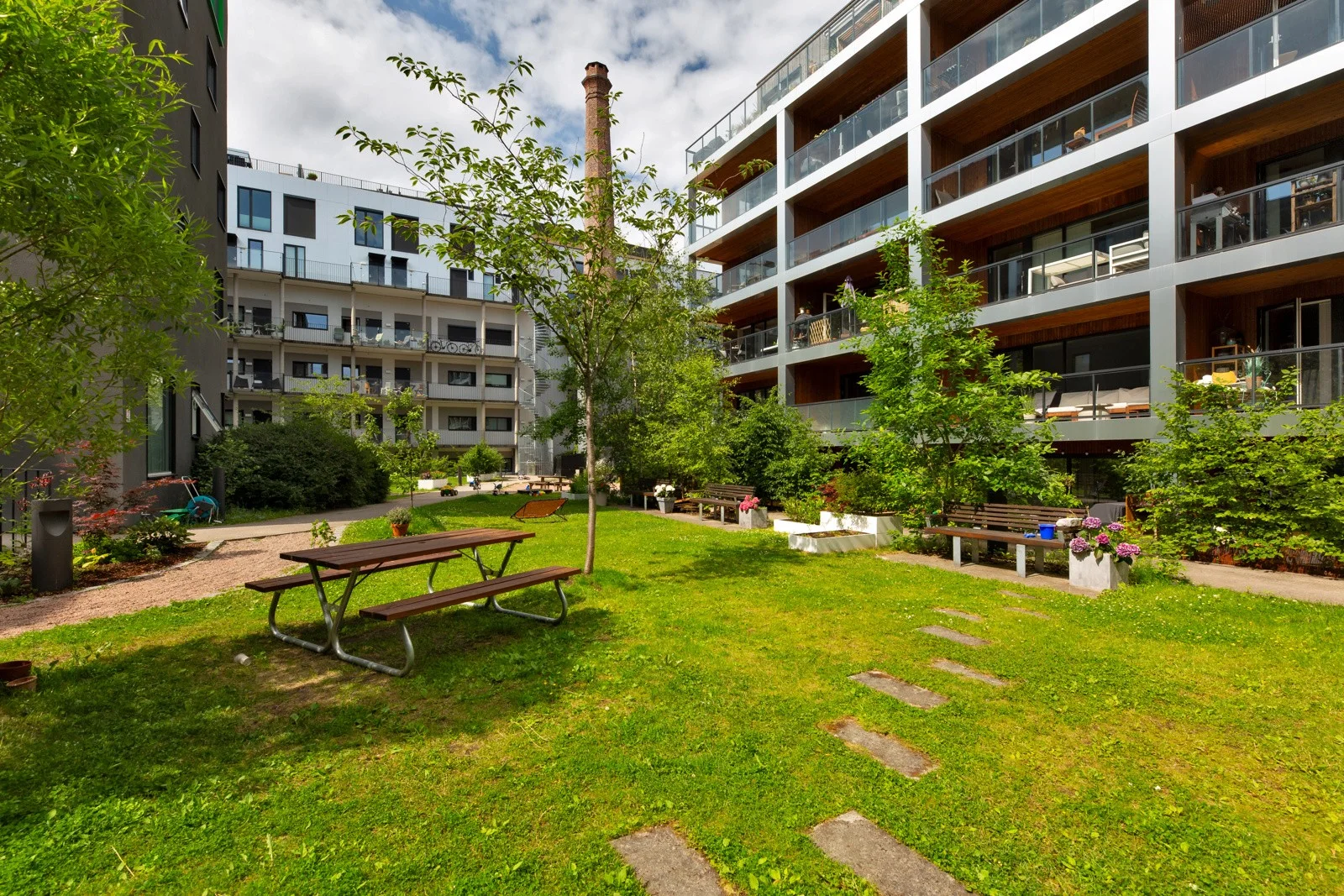 Photo 25