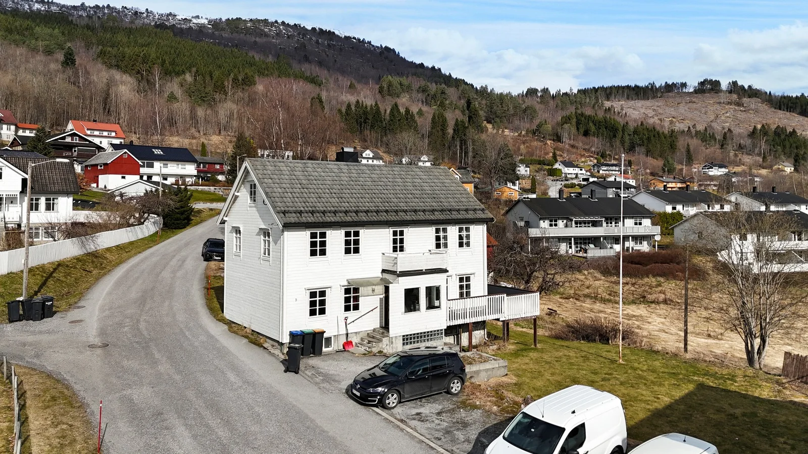 Listing photo