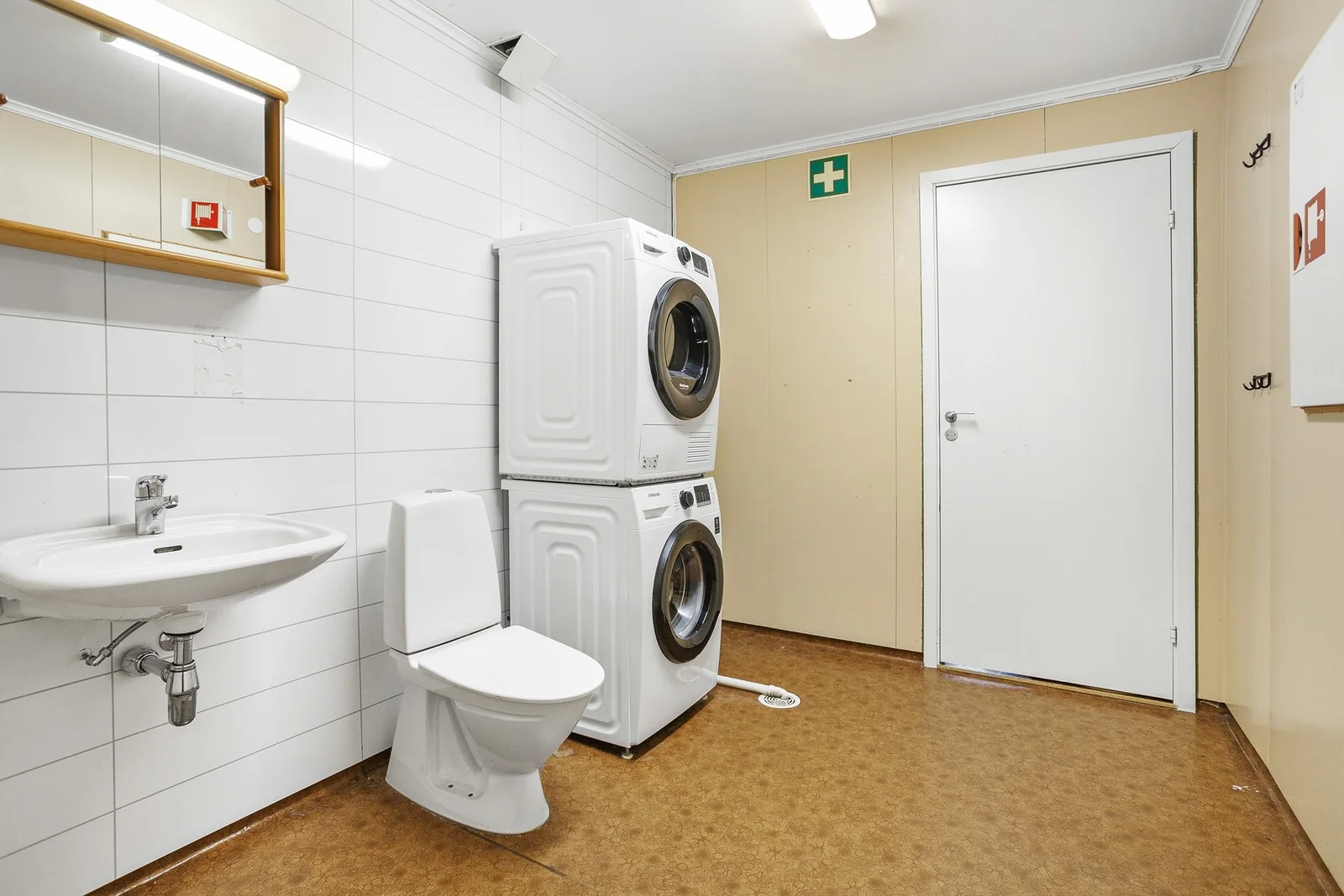 Photo 25