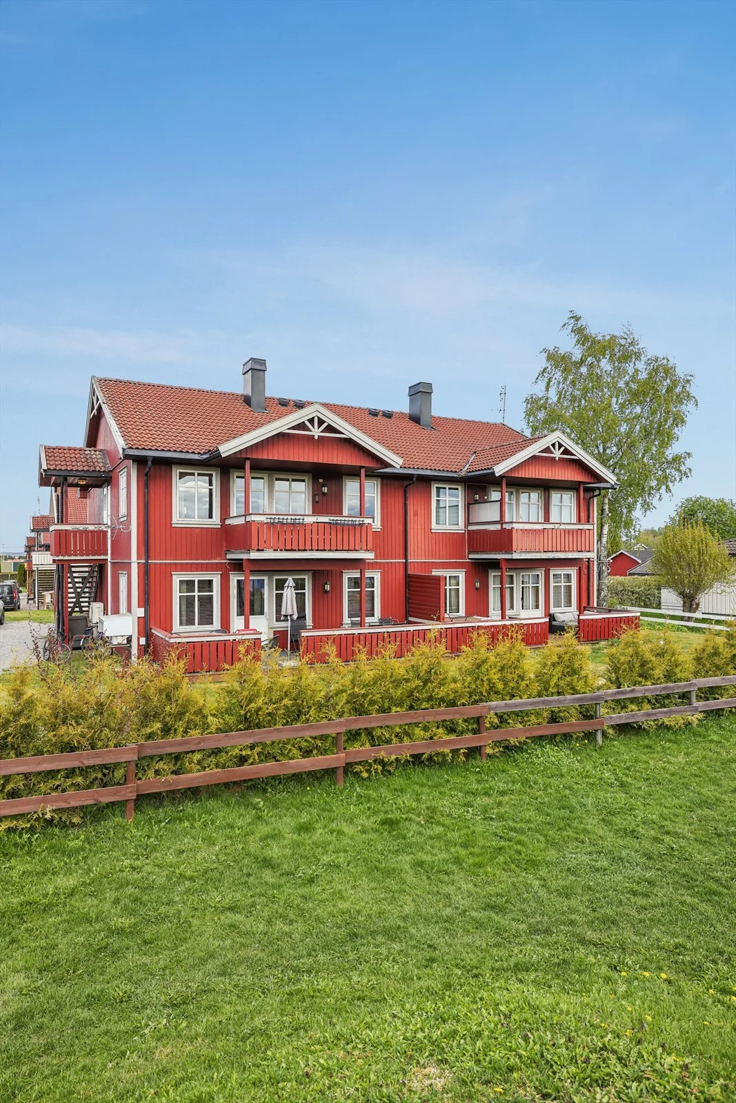 Listing photo