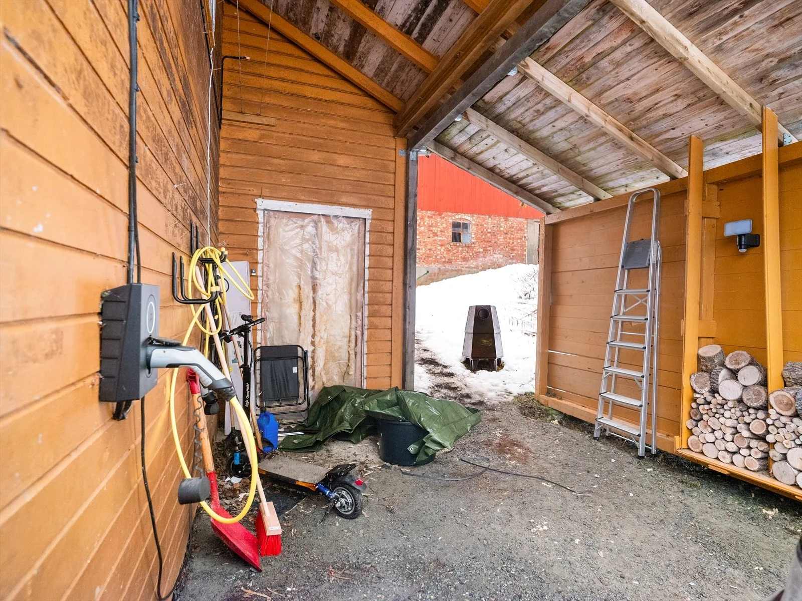 Photo 25