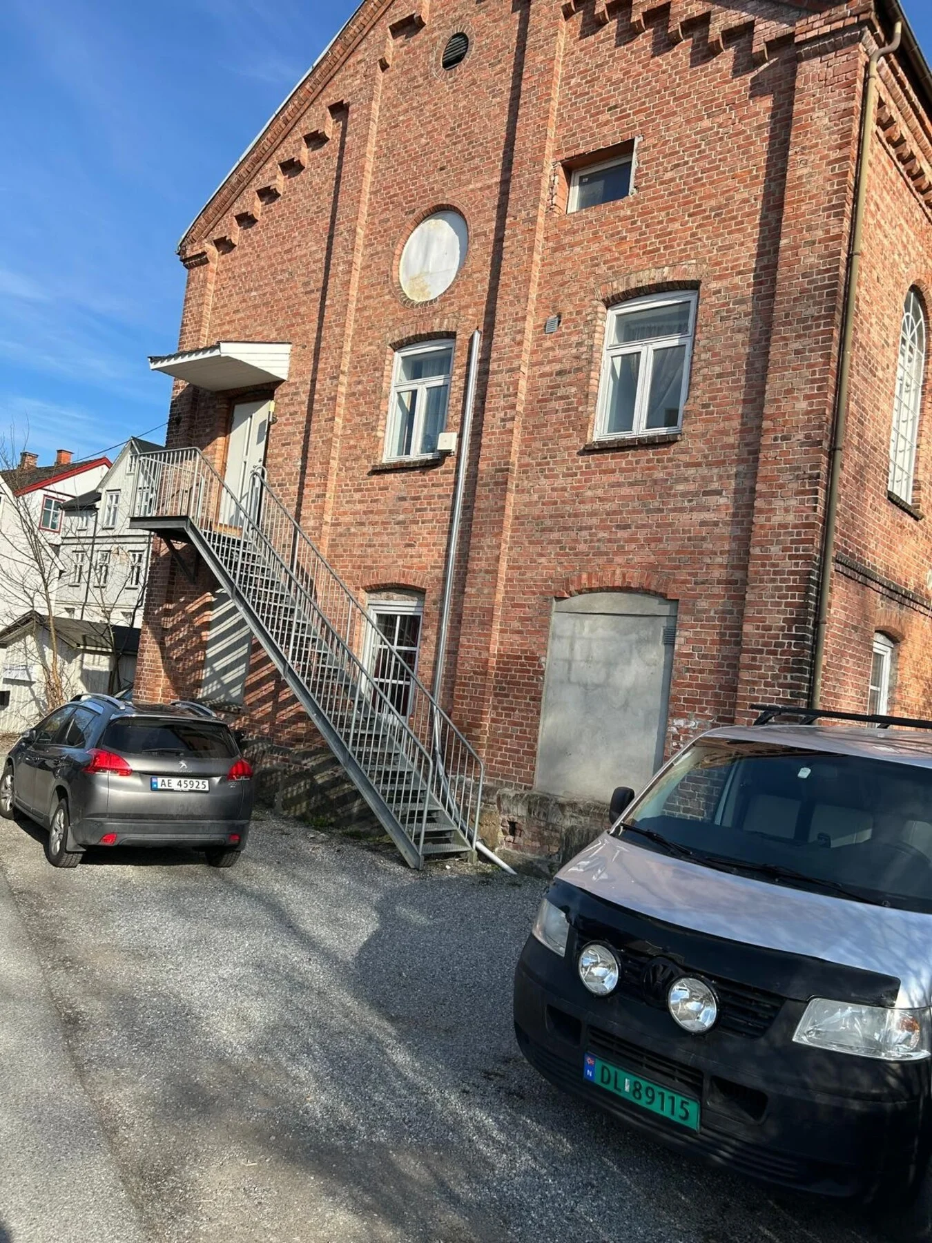 Photo 3