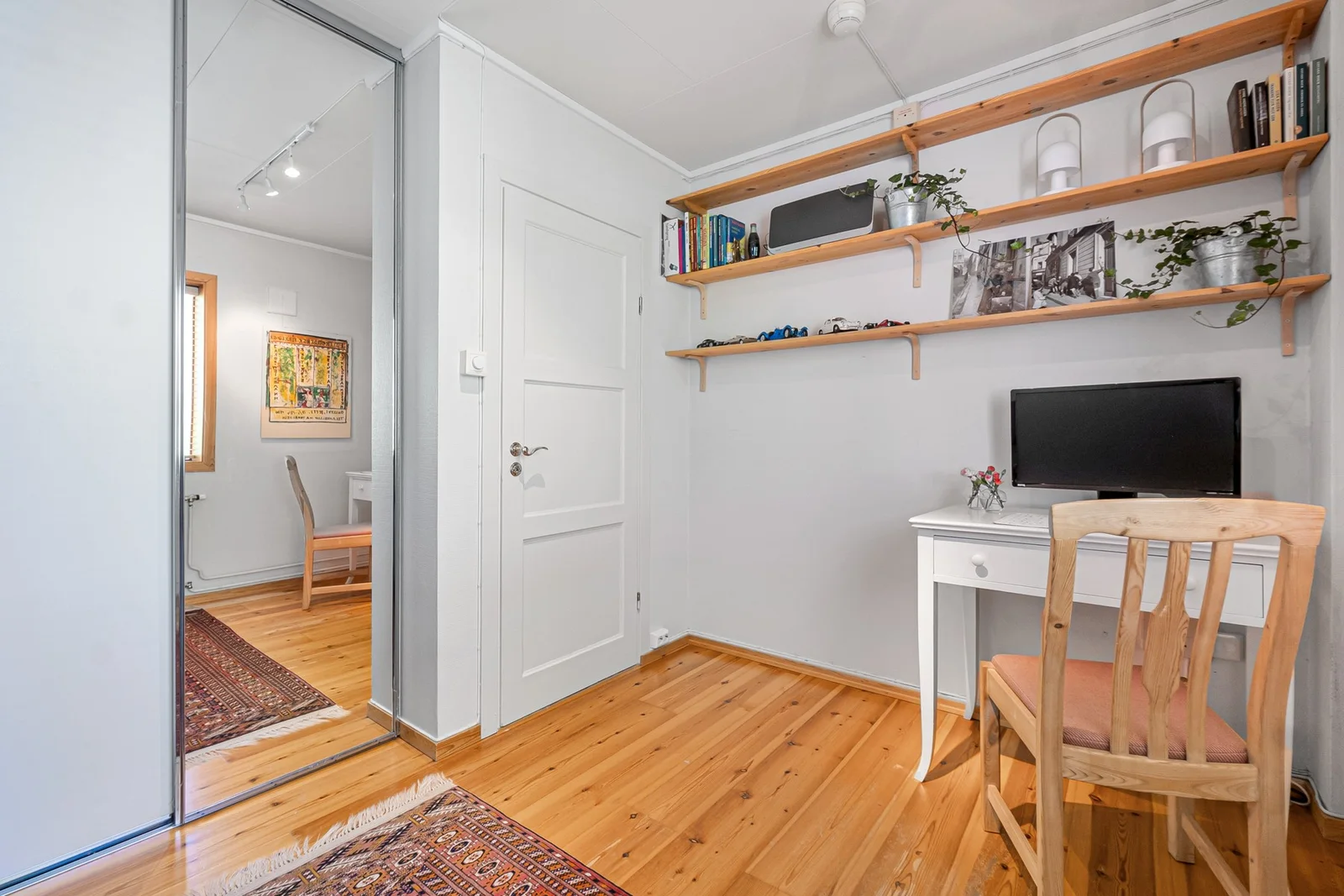Photo 37