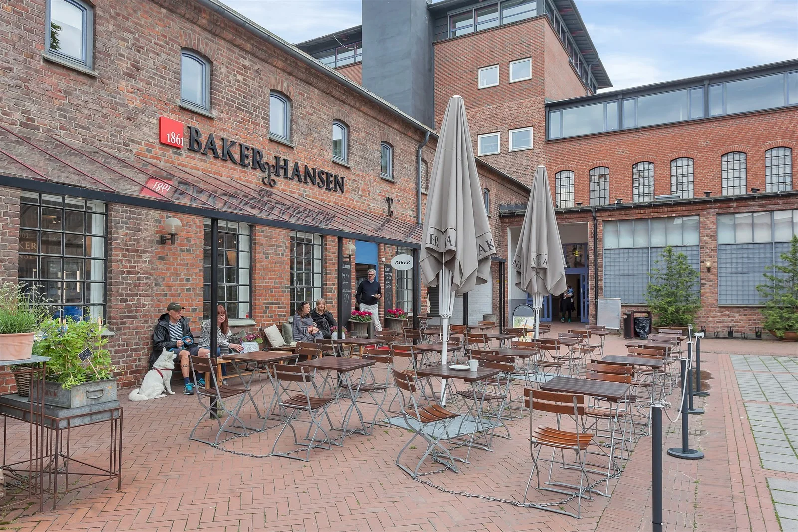 Photo 35