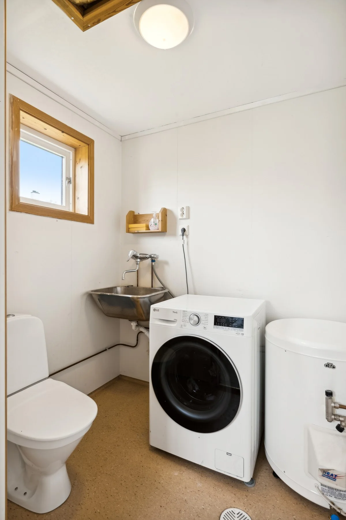 Photo 11