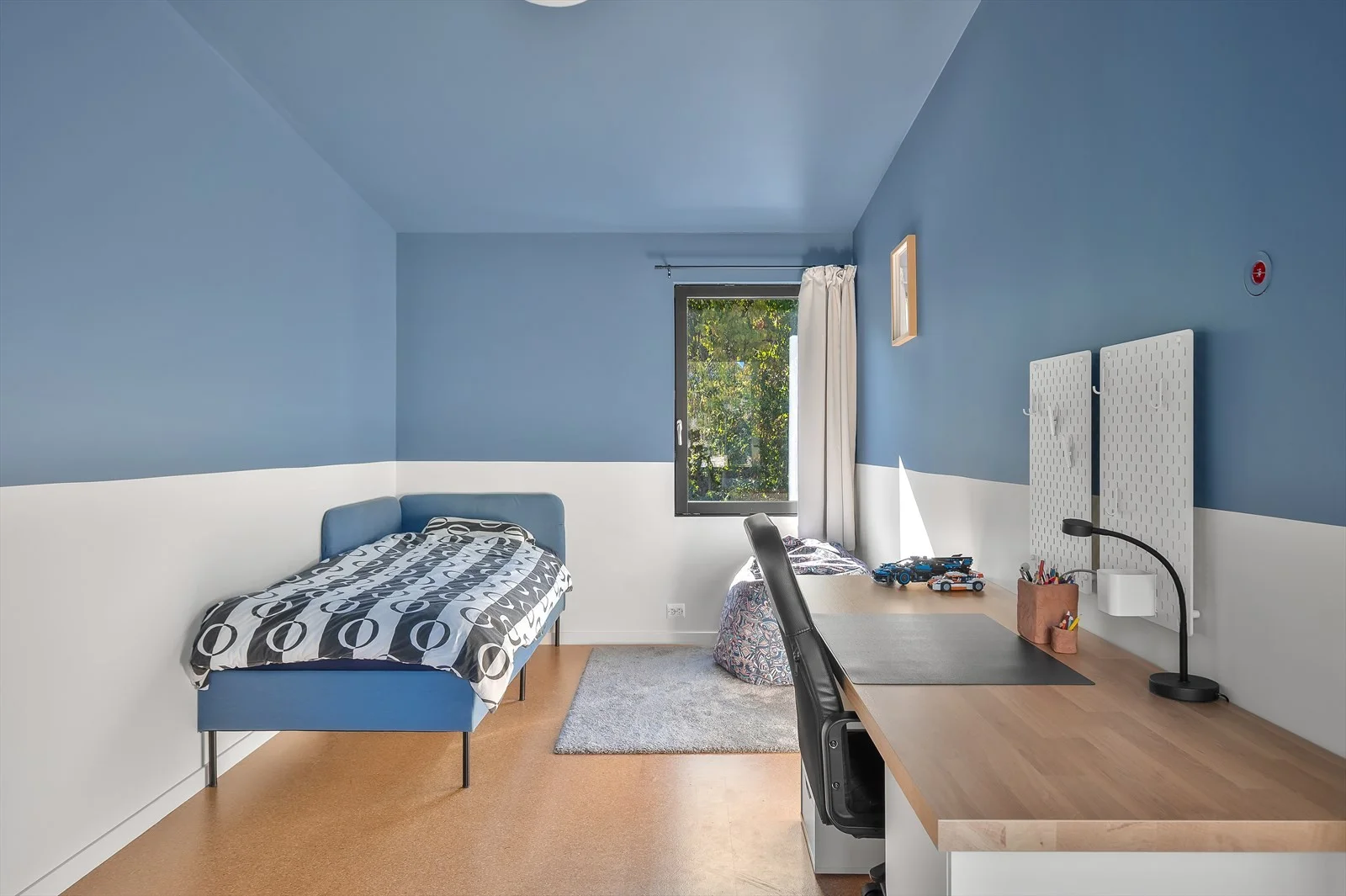 Photo 33