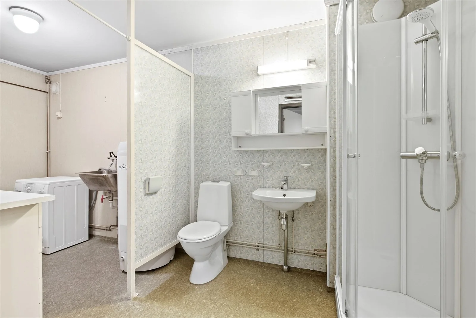 Photo 12