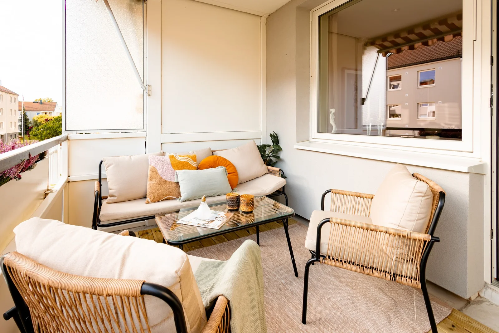 Photo 33