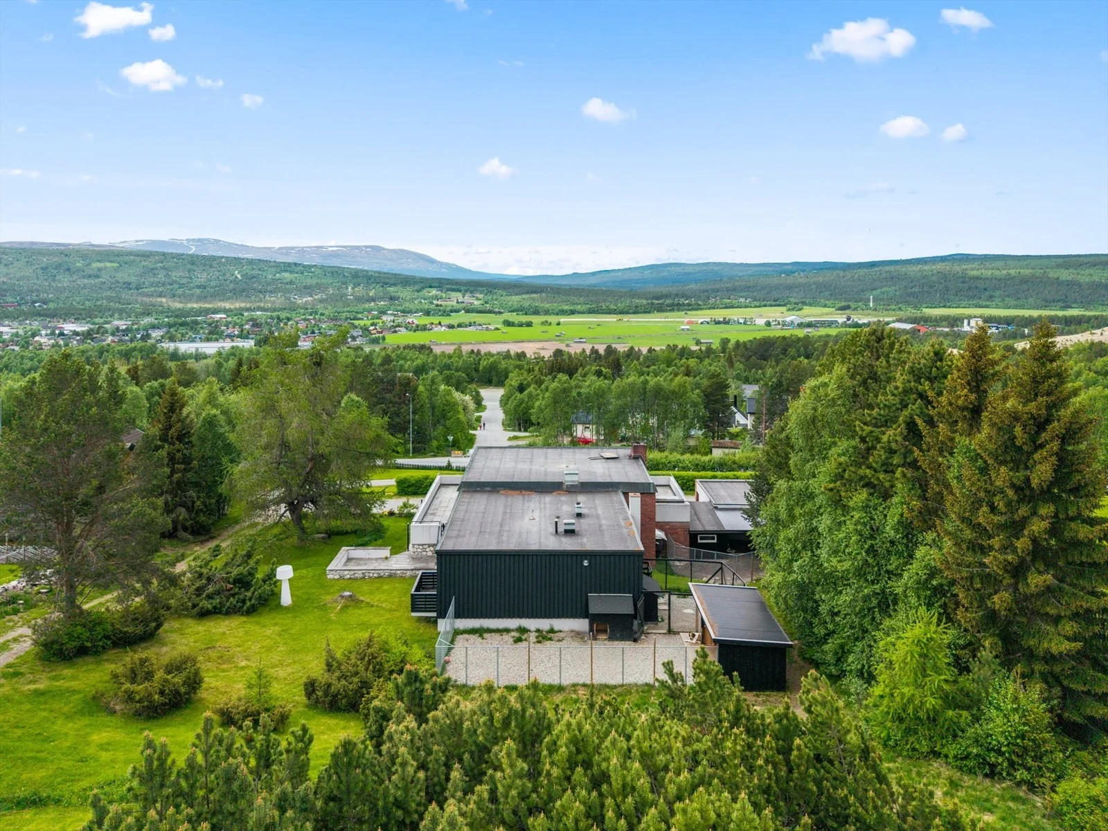 Photo 57