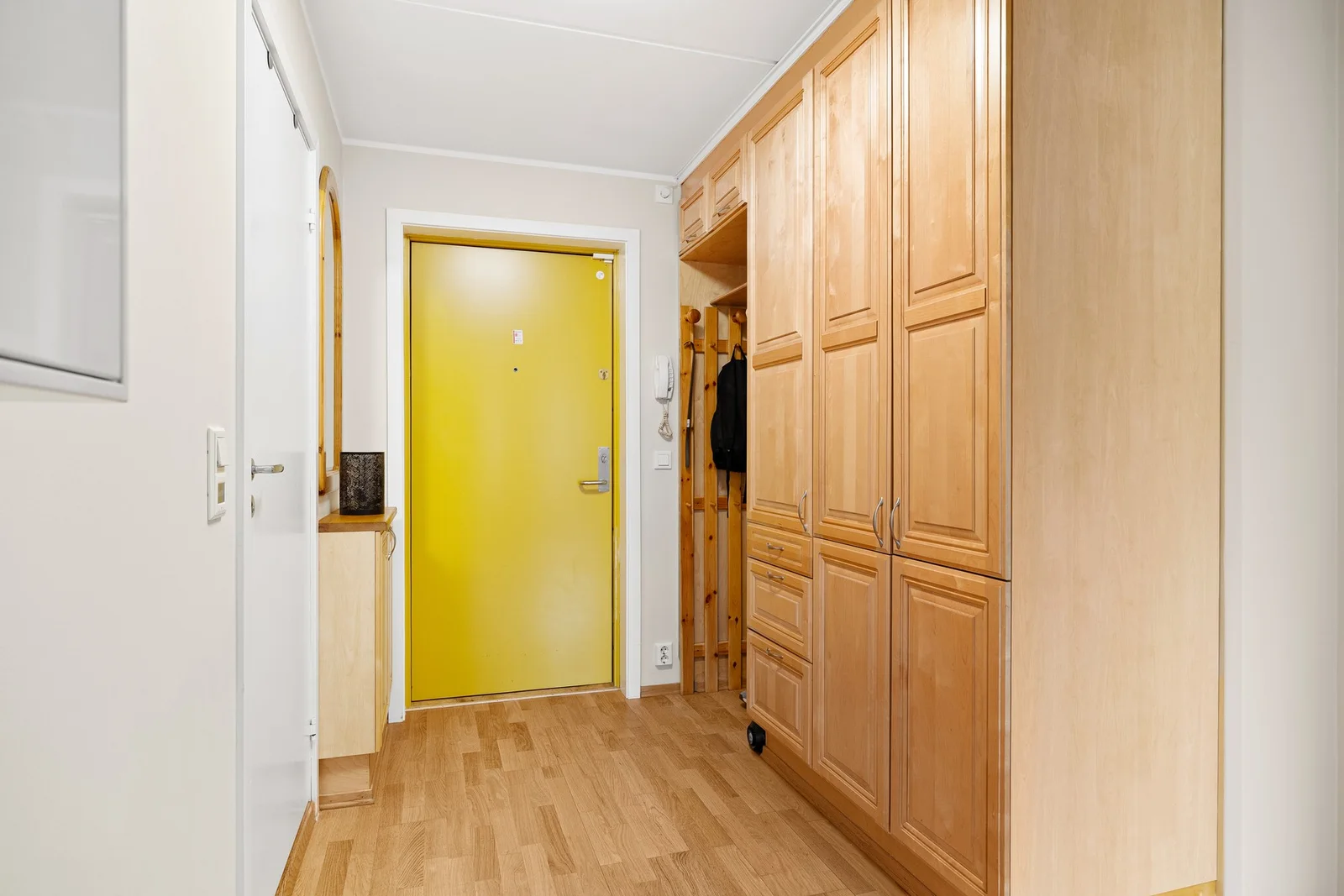 Photo 28