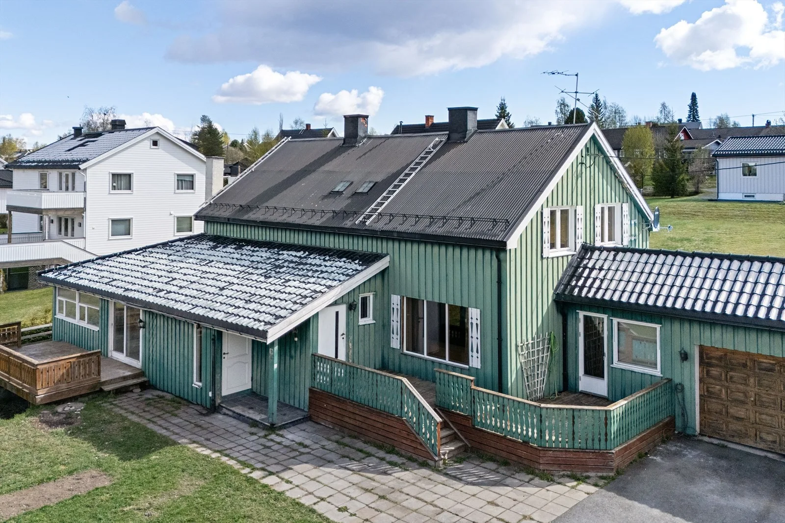 Listing photo