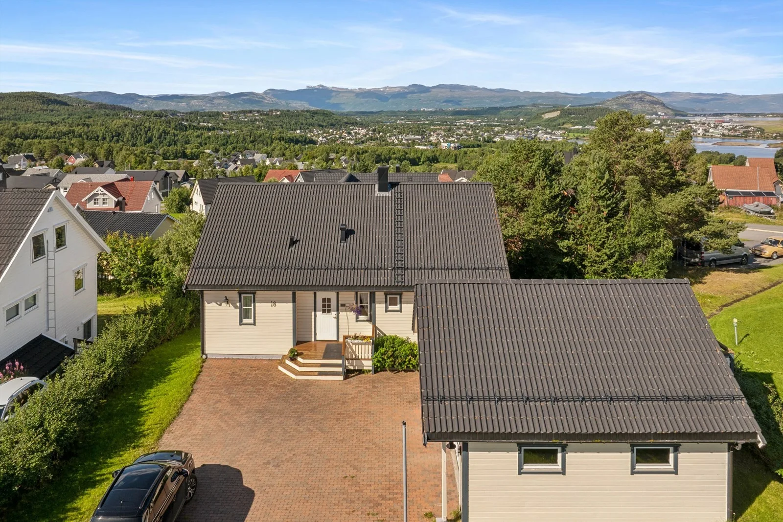 Photo 46