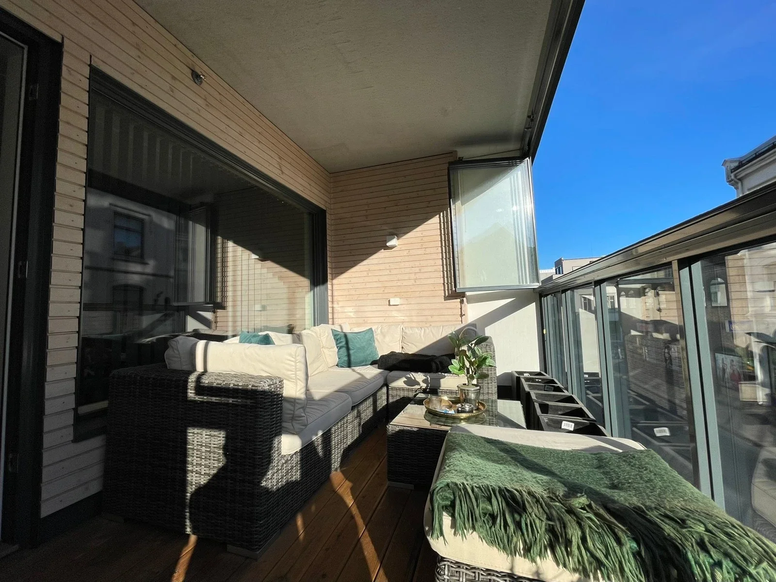 Photo 16