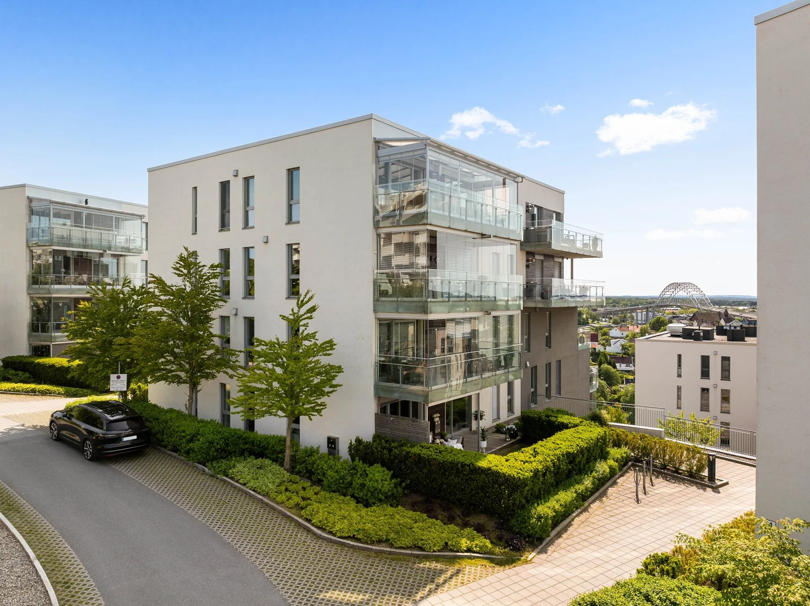 Photo 4