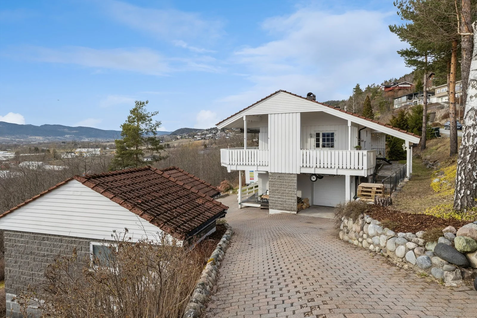 Listing photo