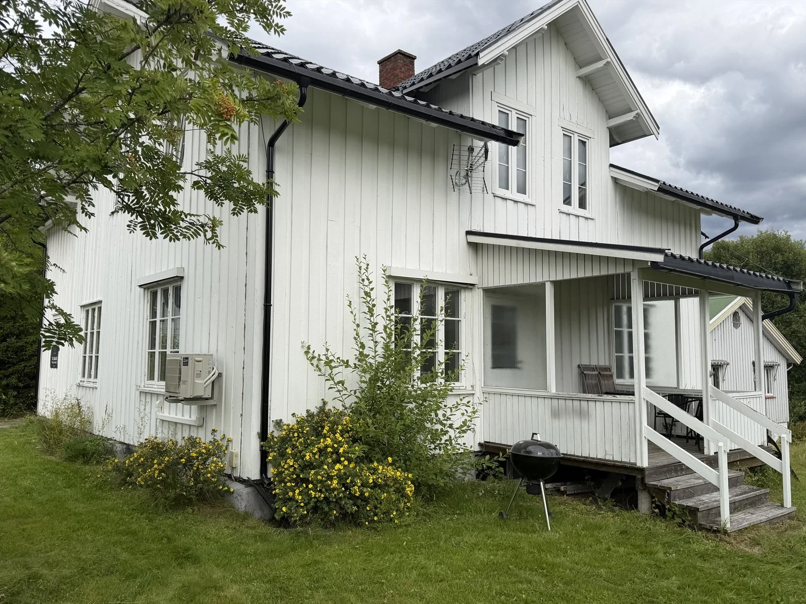 Listing photo