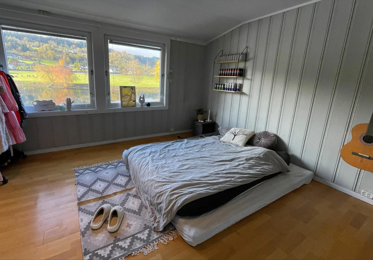 Photo 12