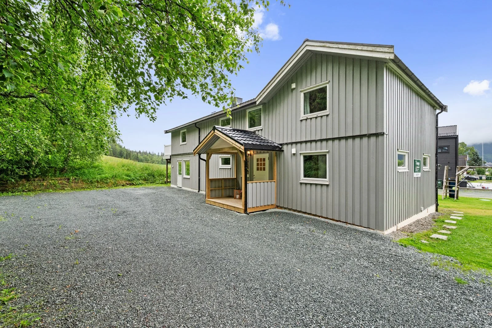 Listing photo